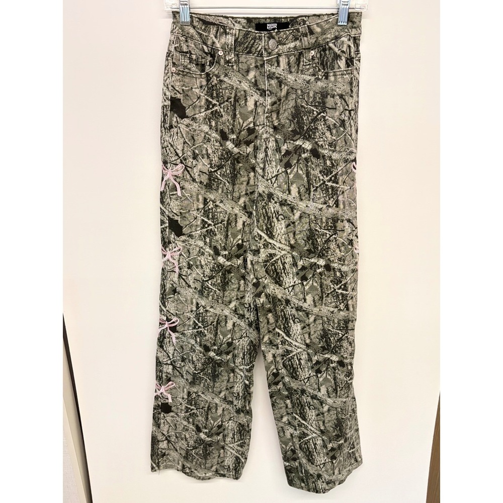 Madden NYC Coquette Camo Pants Women 00 Green Pink Bow Detail Gorpcore